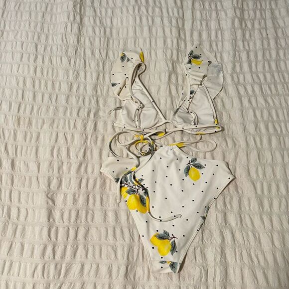 Lemon Spot Bikini Set - Picture 7 of 7